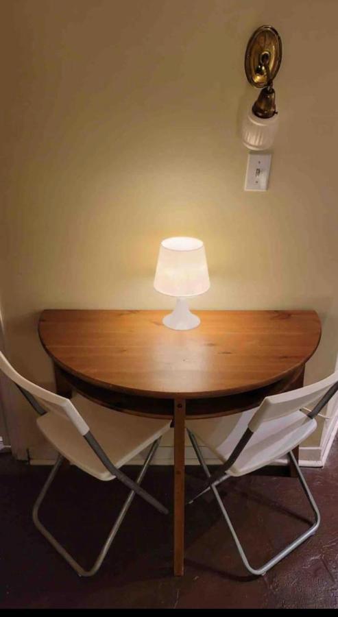 Cozy Downtown Private Rooms Near Ago Toronto Bagian luar foto